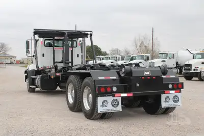 Used 2017 FREIGHTLINER 114SD Hooklifts & Roll-Offs Texas US | Roll Off Truck World #1491802