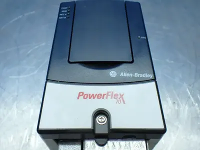 NEW ALLENBRADLEY 20AD2P1A0AYNNNC0