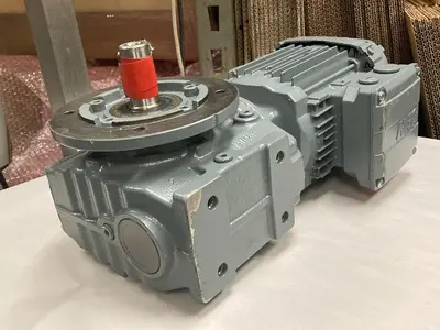 Used SEW-EURODRIVE SF47 DRN80MK4 Gearmotors | Surplus Asset Holdings #1227120