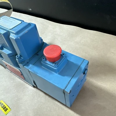 NEW MOOG D651-461D