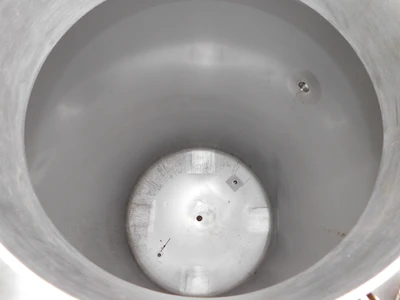 USED 200 GAL STORAGE TANK 200 GALLON