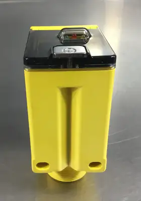 BANNER ENGINEERING DX80N2Q45BL-RG / 29044 SuerCross Wireless Q45 Sensor 3D-31