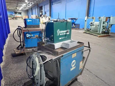 USED MILLER CP302