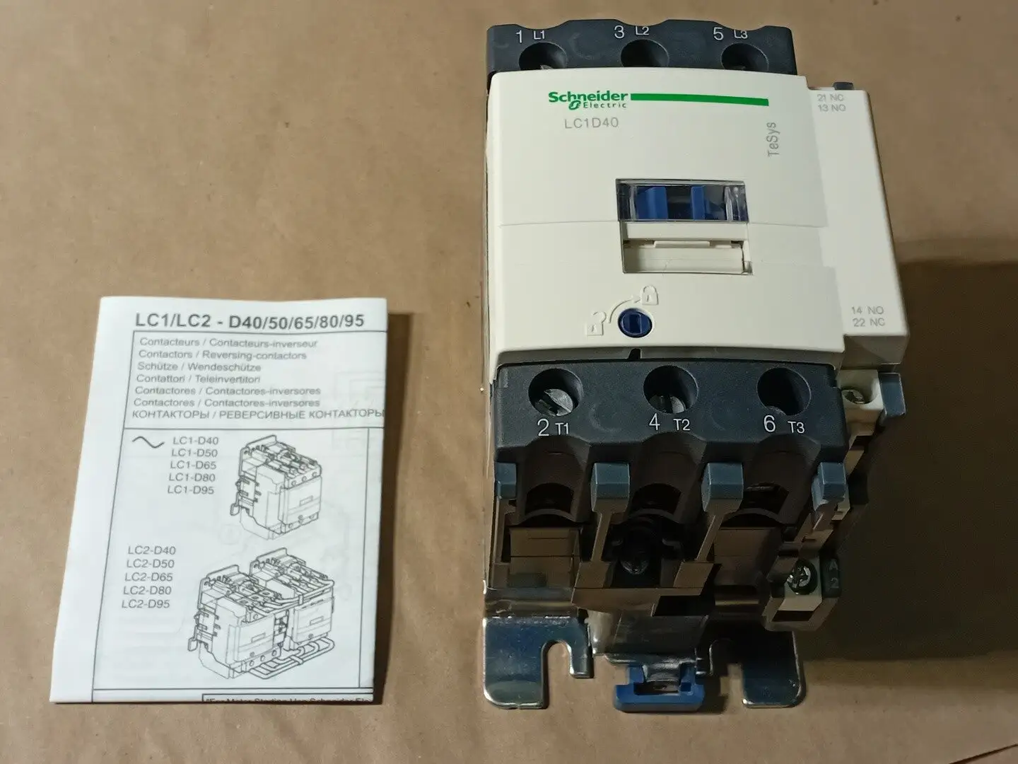 NEW SCHNEIDER ELECTRIC LC1D40F7