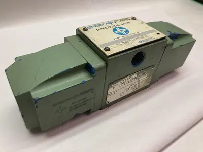 Used VICKERS DG4S4-016C-W-B-50 Pump & Valve Parts Ohio US | Surplus Asset Holdings #1242155
