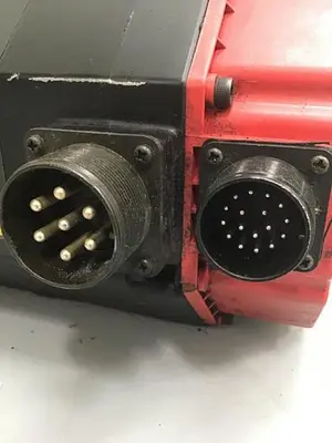 USED FANUC A30/2000