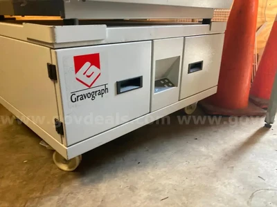Used Gravograph LS800 Laser Markers Delaware US | United Machine Co. #1557915