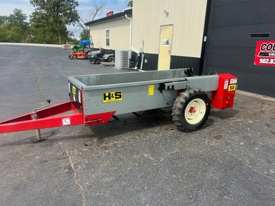 H&S 80 Manure Spreader | County Equipment Company LLC (1)