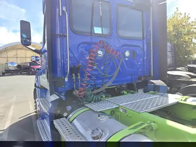 Used 2019 FREIGHTLINER CASCADIA 126 Conventional trucks California US | Ben Kaplan Equipment #1414118