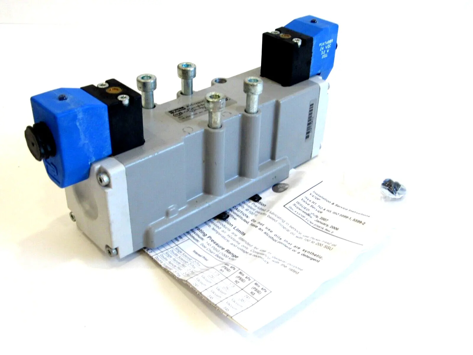 NEW PARKER H35VXBG0B9C SOLENOID VALVE
