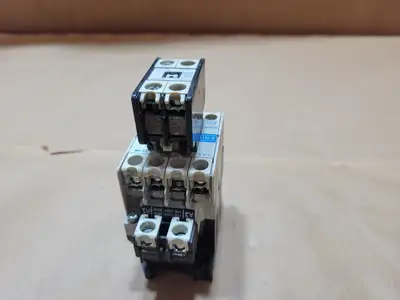 Used MITSUBISHI ELECTRIC S-N11 Switchgears British Columbia CA | Lenmark #1438433