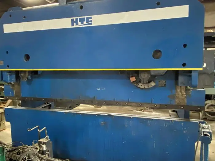 Used HTC 200-12 Press Brakes Arkansas US | SMF MACHINE TOOLS #300197