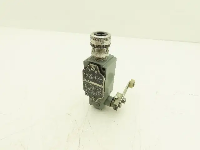 Allen Bradley 802T-A Oiltight Limit Switch Series D