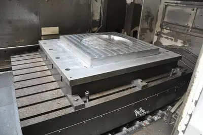 USED HURON KX 20 X: 1200 - Y: 1000 - Z: 550 MM CNC