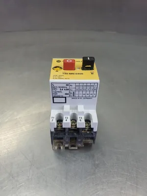 ALLEN BRADLEY 140-MN-0400 SER. B Motor Starter, 690V 4.0A. 4D-26