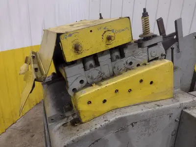 4,000 LBS X 18" LITTELL MODEL #CC40 COIL CRADLE STRAIGHTENER: YOBRO #24883