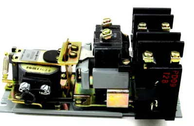 NEW GENERAL ELECTRIC CR2810A 15DH RELAY CR2810A15DH