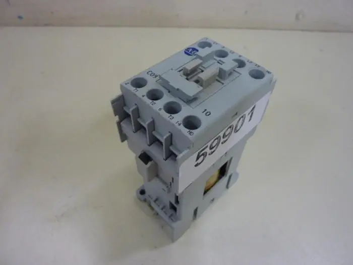 Used ALLEN BRADLEY 100-CO9Z.10 SER A PLC Contactors | Ideal Machinery #619270