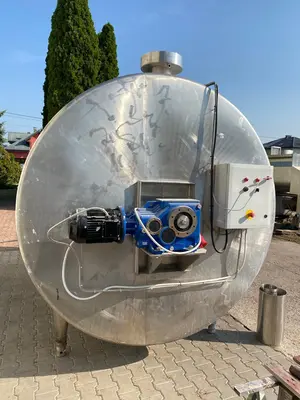 10000 L Stainless Steel Horizontal Insulated Mixing Tank