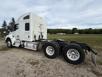 Used 2022 KENWORTH T880 TRUCK TRACTOR Conventional trucks Michigan US | Miedema Asset Management Group #1709428