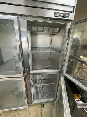 Used Beverage Air Used Beverage-Air ER48-1AHG Stainless Glass 4 Door Top Mounted Reach-in Refrigerator 120V Display Refrigerators Illinois US | Falcon Restaurant Supply #1375874