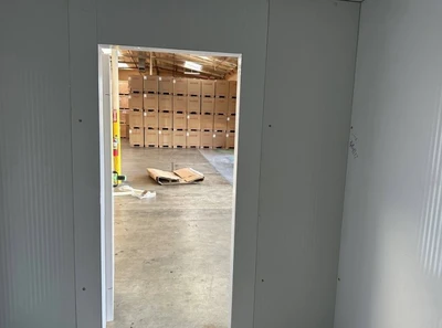 171-0080 8’ x 8’ Walk In Freezer Box with Floor
