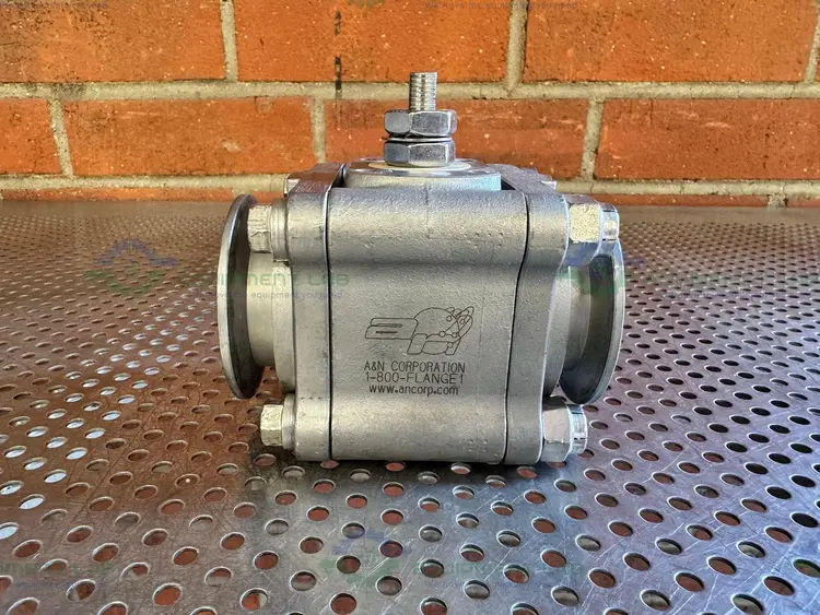 Used A&N CORPORATION A35I STAINLESS STEEL BALL VALVE W/ KF50 VACUUM FITTING Valves/Fittings California US | Equipment Lab #1338200