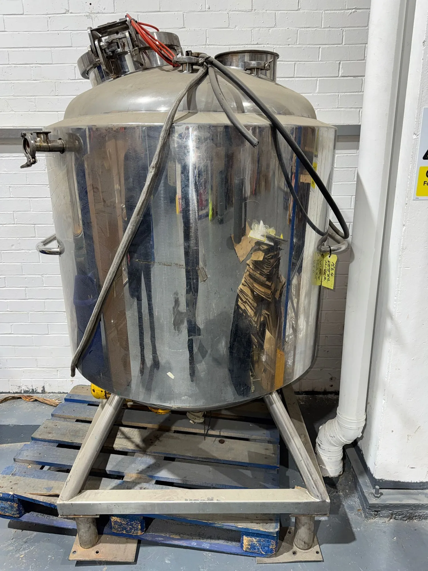 Used Vestec 300 Litre Reactors GB | Perry Equipment #1300754