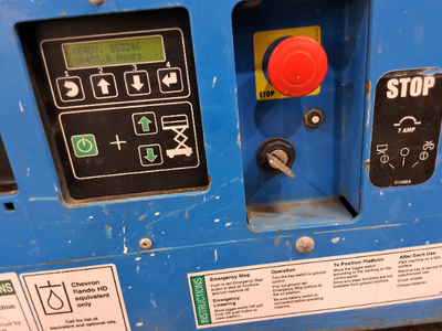 USED 2017 Genie GS-3246