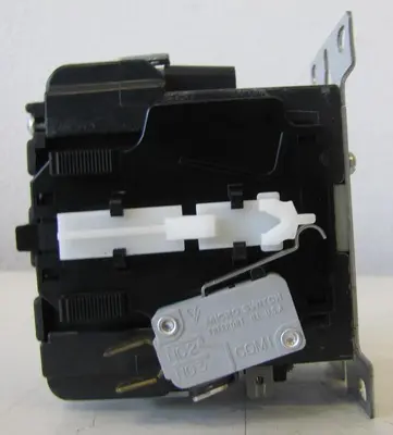 Furnas 42CF35AFM 3 Pole 40 Amp Definite Purpose Controller Contactor with Switch