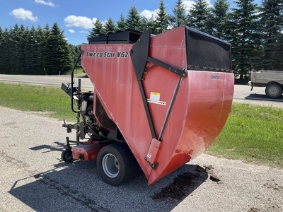 Used 2002 SMITHCO SWEEPSTAR V62 Mechanical Sweepers Michigan US | Miedema Asset Management Group #1321290
