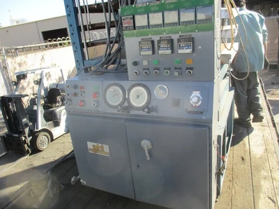 PHI, 24 x 36 heated platten 4-post hydraulic press, 6 stations & cool rack
