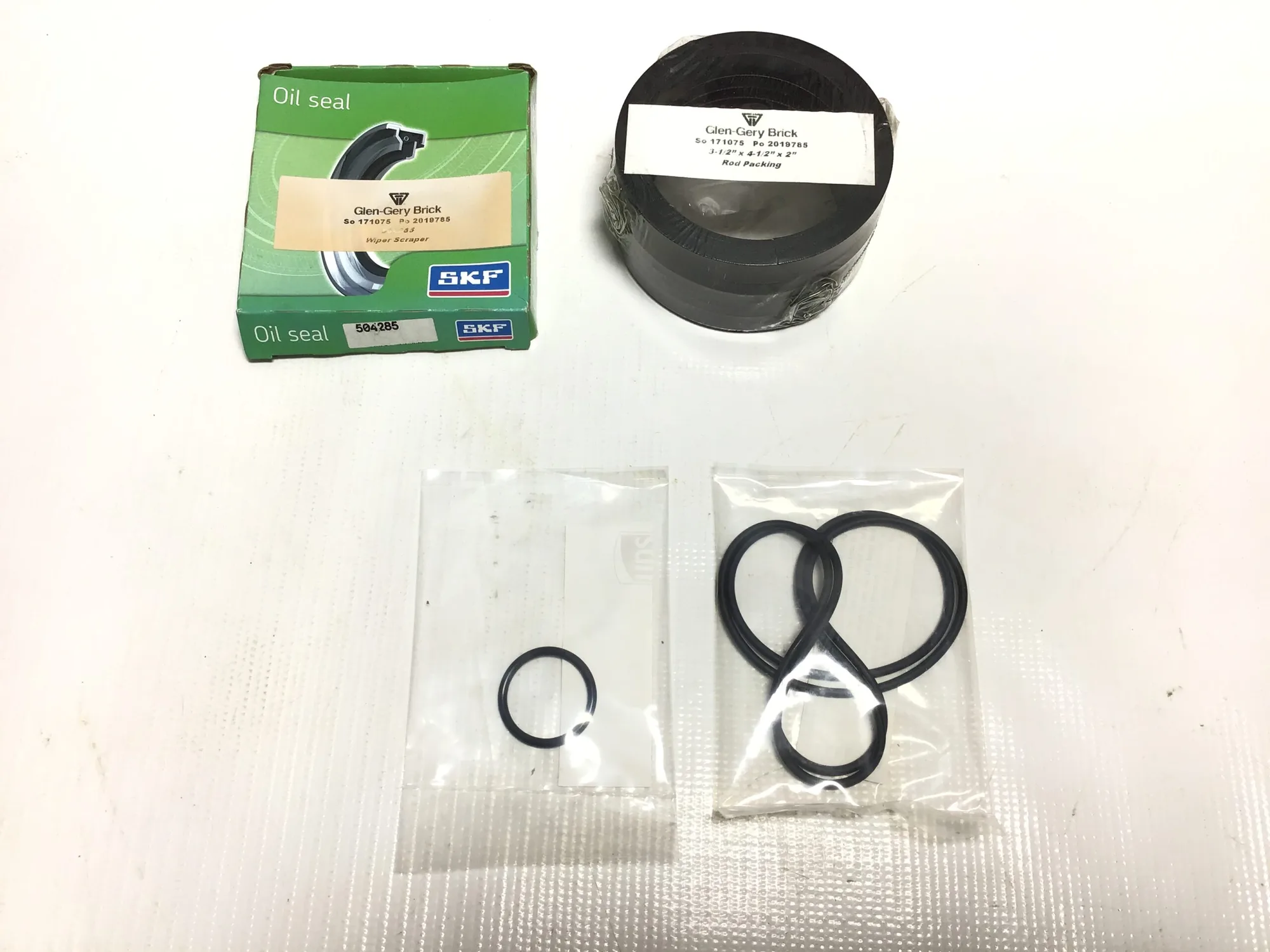 SKF 504285 Genuine High-Quality Joint Radial Oil Shaft Seal for Superior Performance