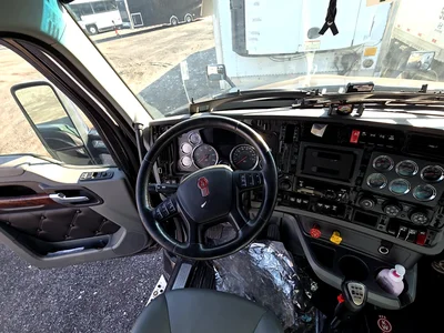 USED 2020 KENWORTH T680