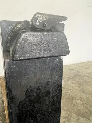 USED KENHAR K-526 FORKLIFT FORKS 37 1/2" X 21 3/8" X 1.5"