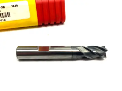 USED SANDVIK COROMANT COROMILL® PLURA SOLID CARBIDE END MILL 26259618