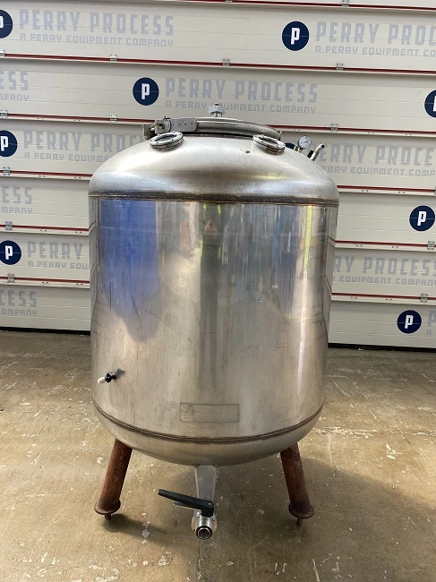 Used GRUNDY 833 Litre Stainless Steel Tanks GB | Perry Equipment #123546