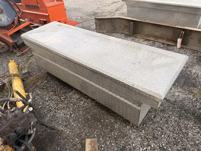 Used TRUCK TOOL BOX _UNKNOWN_ Tool Box Michigan US | Miedema Asset Management Group #1414307