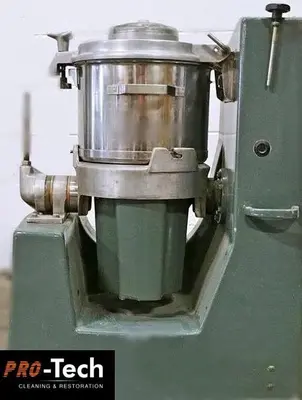 USED ROBOT COUPE R25B
