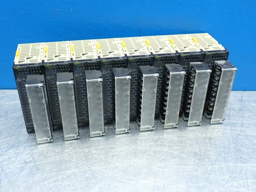Used OMRON CJ1WOD212 Input / Output Modules | HGR 24 #733537