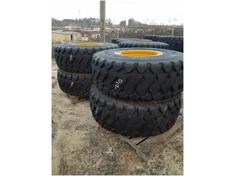 Used RADIAL _UNKNOWN_ Wheels & Tires Georgia US | Atlanta Truck Equipment #1297440