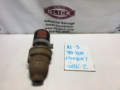 Magnetrol 249-C Liquid Level Control 115VAC 13Amperes 400PSIG Maximum Pressure
