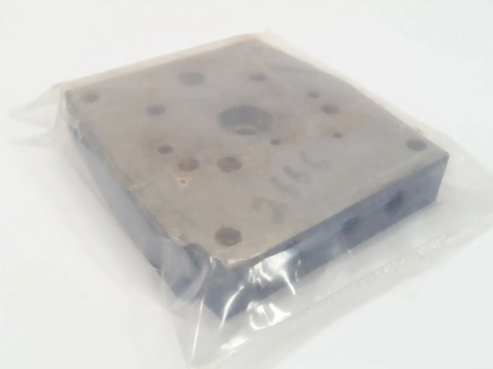 41-2666 | Welch  Mounting Plate for 1400 Vacuum Pump - New