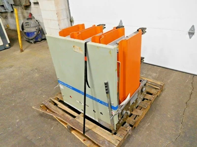 Used GE VB 7.2-500-3 Circuit Breakers Ohio US | Equipment Recovery Corp. #1330527