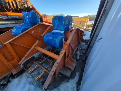 Used VIBRAMECH H1-30-09 Vibratory Screens British Columbia CA | Lenmark #915626