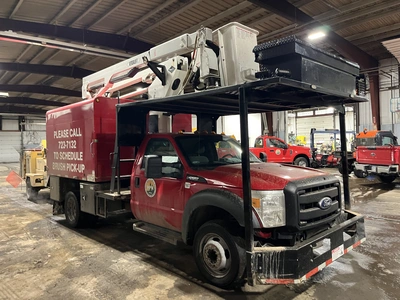 USED 2011 FORD F-550