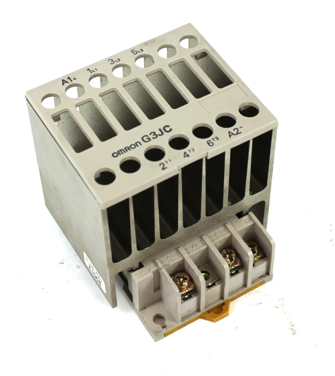 USED OMRON G3JC-208BL