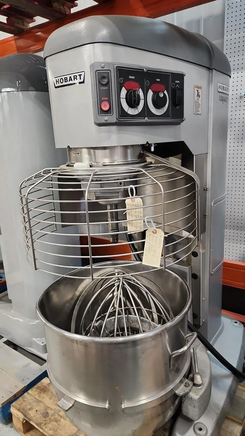 Hobart LEGACY Mixer Model HL 1400N With Bowl and Batter # 42570