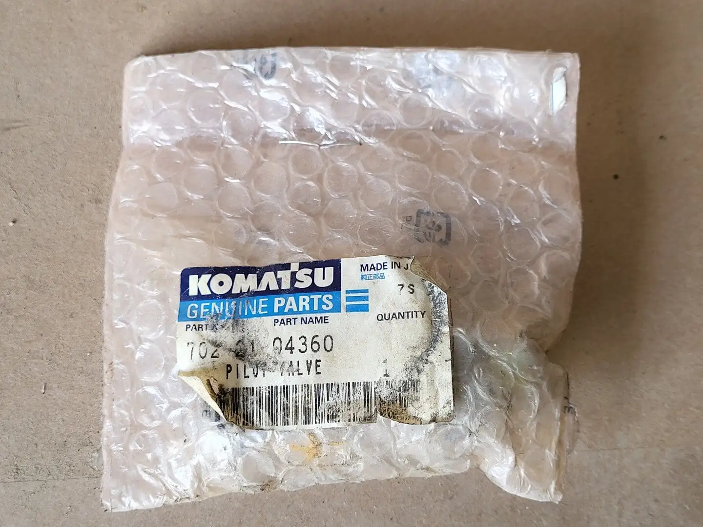 NEW KOMATSU 702-21-04360