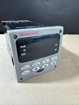 USED Honeywell DC3500-RE-3C20-211-10000-E0-0
